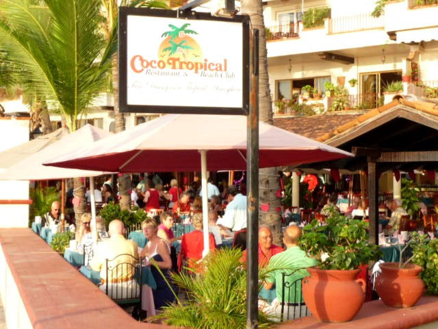 coco tropical dining on los muerto beach